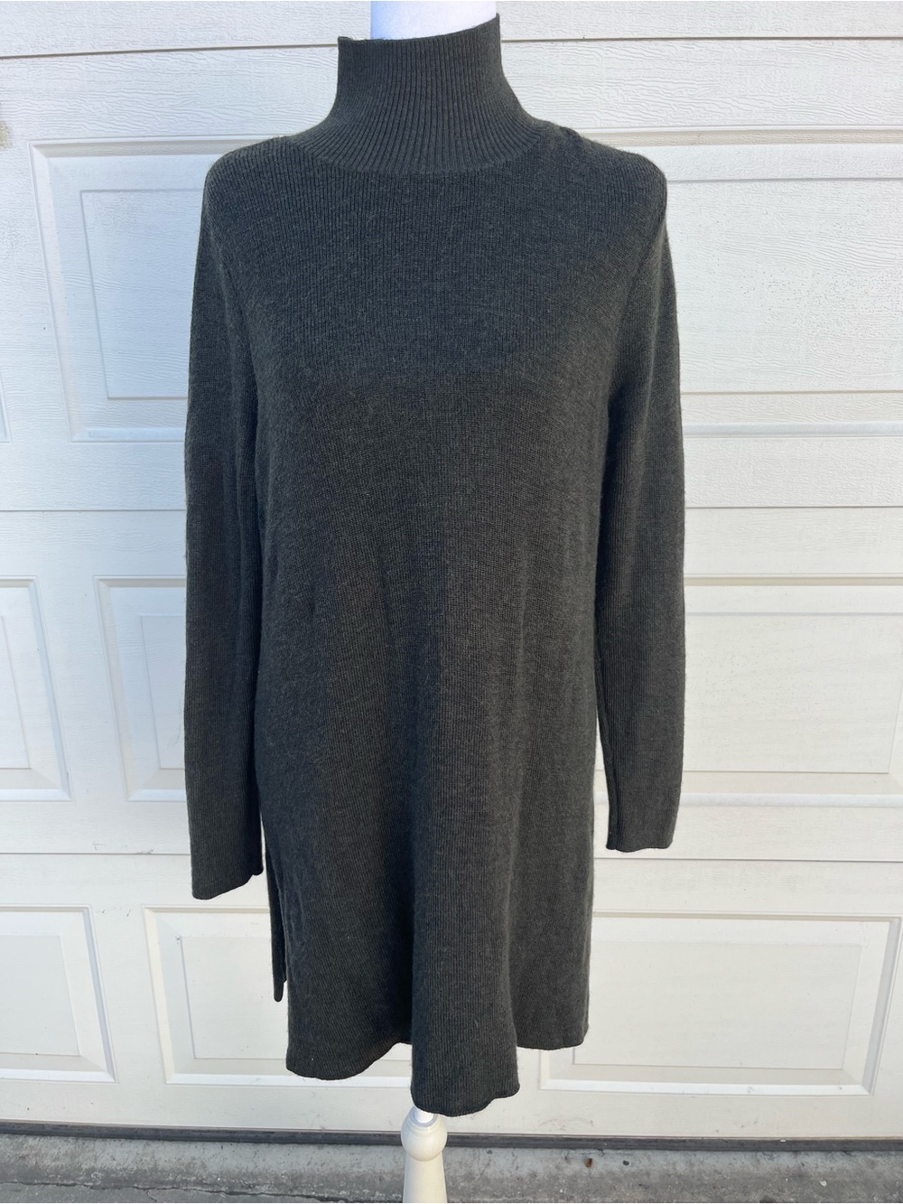 Women's Eileen Fisher mock neck wool Tunic Sweater long sleeves M
